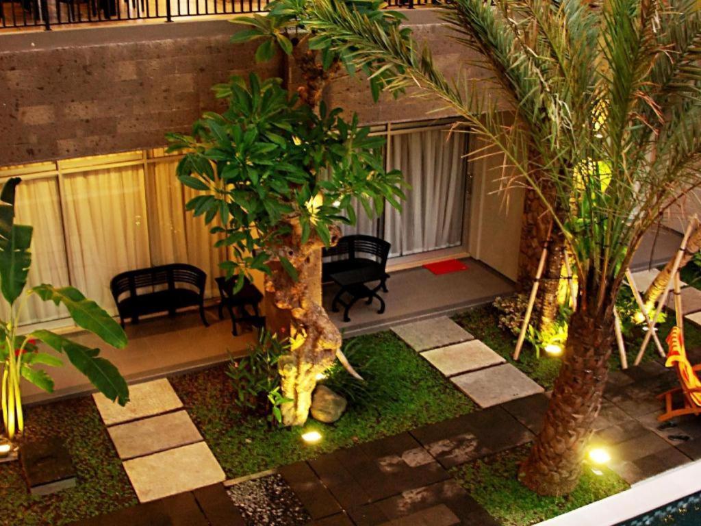 Eclipse Hotel Prawirotaman Yogyakarta Exterior photo