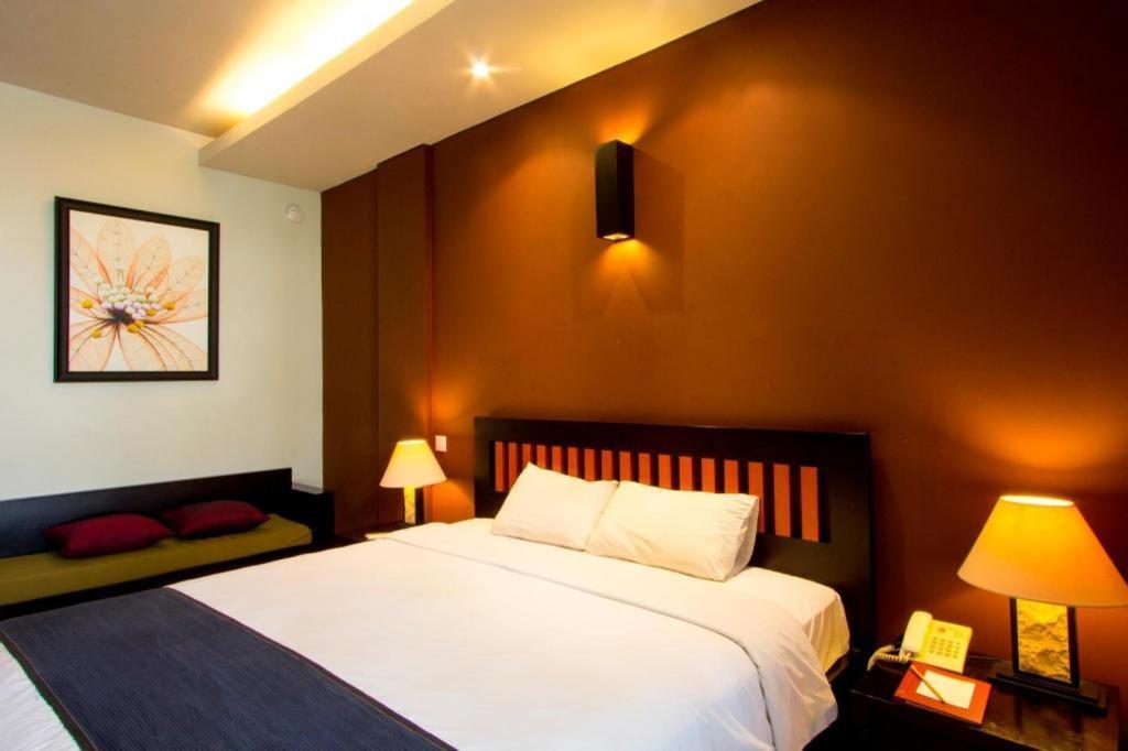 Eclipse Hotel Prawirotaman Yogyakarta Exterior photo